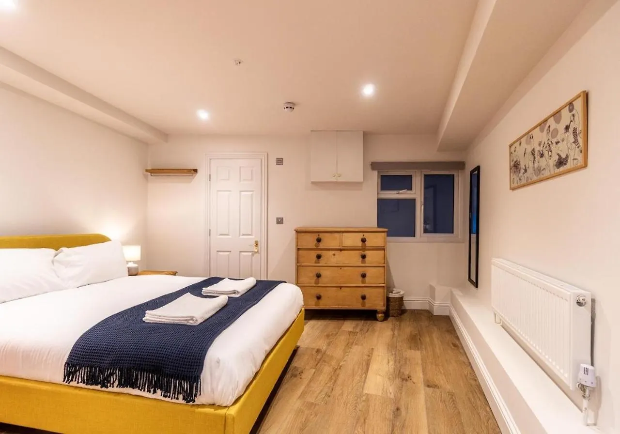 Narrow Studio By My Getaways Apartment Brighton